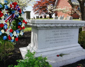 Image of Buchanan's grave site in Woodward Hill Cemetery.