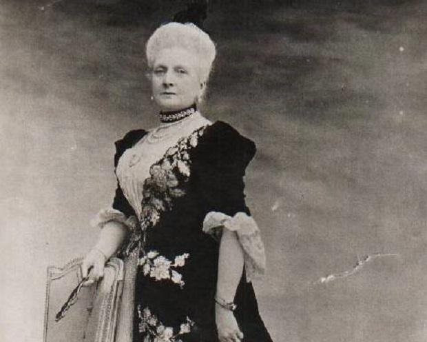 Photograph portrait of Harriet Lane Johnston, ca.1890