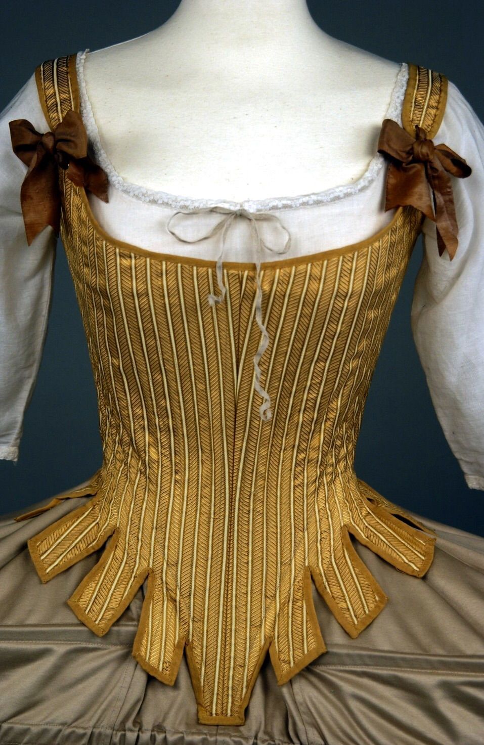 Make No (Whale)Bones About It: Debunking those Corsetry Myths -  LancasterHistory